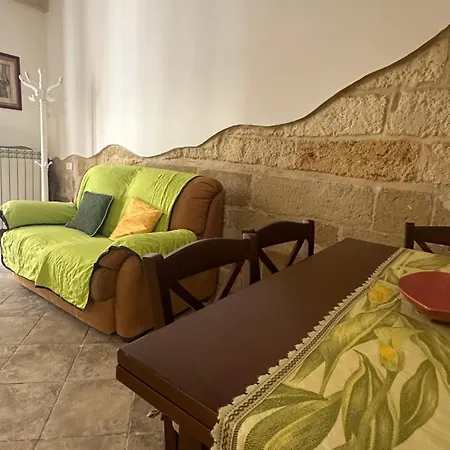 Lunea's Apartment